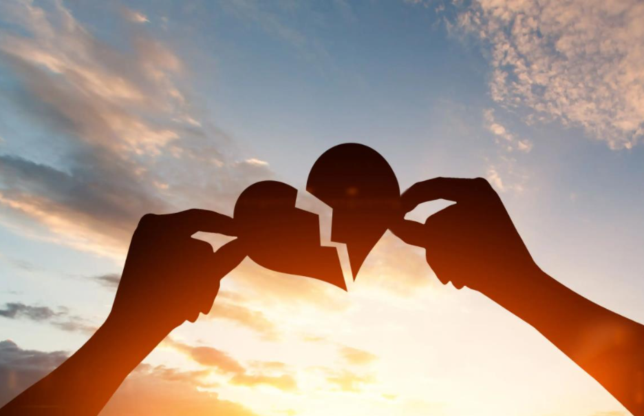 上海市私家侦探：面对婚姻中的比较心理，该如何平衡关系