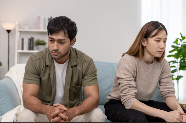 上海市私家调查：夫妻之间冷暴力该怎么解决？