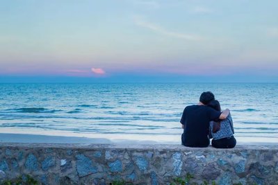 上海市私家侦探调查：老公转给小三10万，能追回吗?